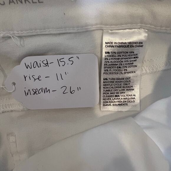 Chico’s DefineMe Denim Straight Leg Ankle Jeans White Women’s Size 1.5 (US 10) - Picture 10 of 10